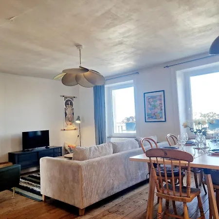 Apartament Marine 4 *